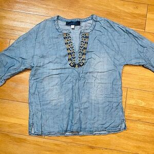Blue rain embroidered denim top